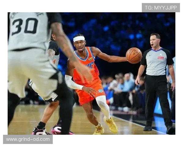 杰伦·威廉姆斯无球跑动胜谢伊提升关键回合效率