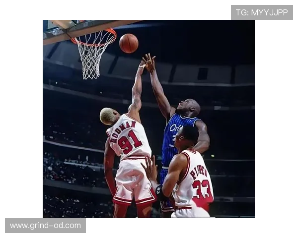 罗德曼靠前场篮板改变防守节奏