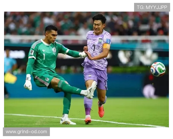 墨西哥1-0韩国成转折点，A组头名提前锁定
